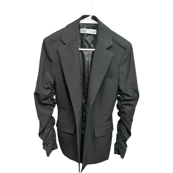 Zara Black Rouched Arm Two Button Blazer Women’s Size Medium - Picture 2 of 6